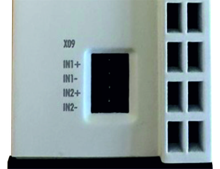 Steckplatz TwinSAFE | X09 1: